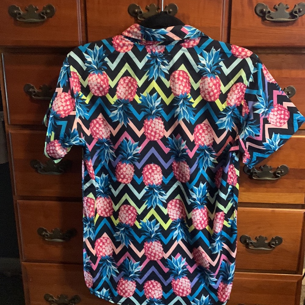 Tropical button down - Picture 3 of 3
